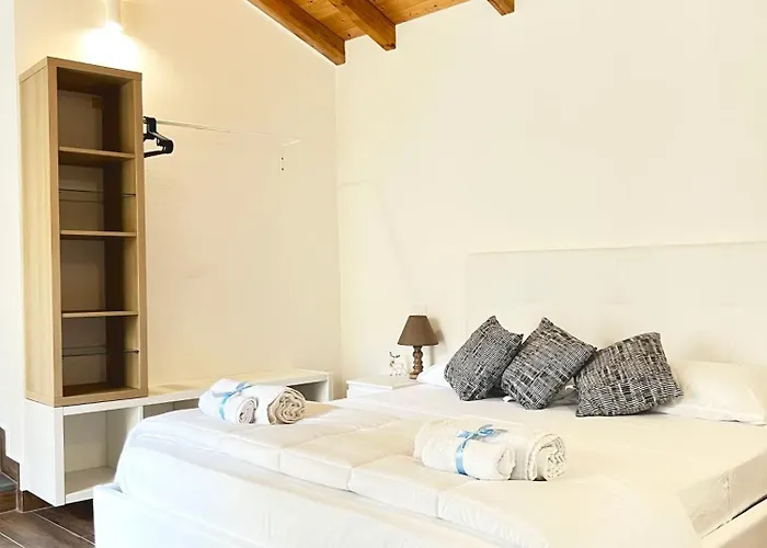 R&v - Nel Cuore Di * La Spezia