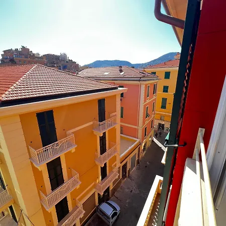 R&v - Nel Cuore Di Apartmán La Spezia
