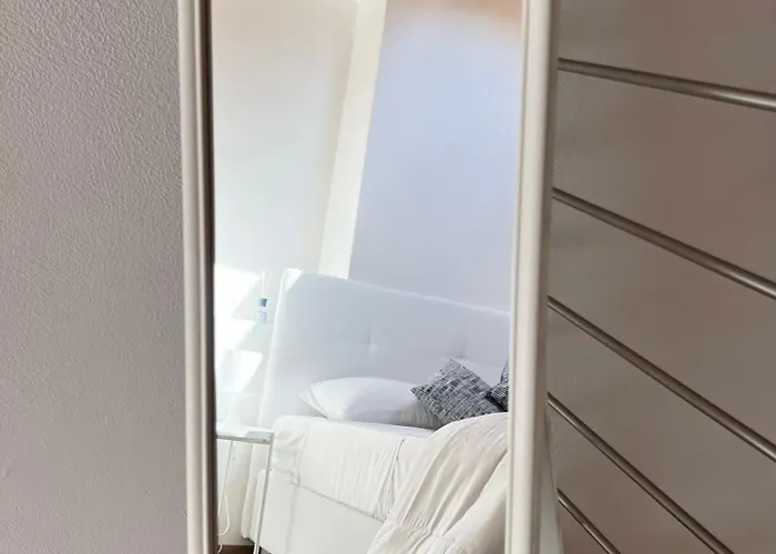 R&v - Nel Cuore Di Apartment *