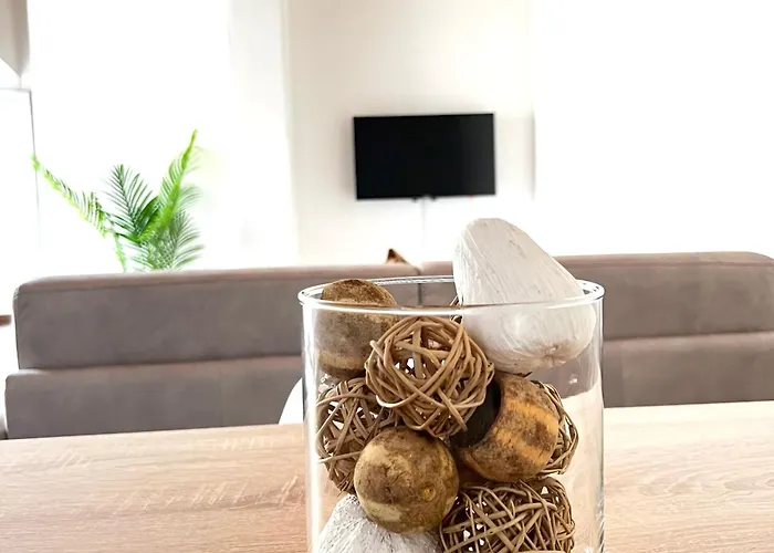 R&v - Nel Cuore Di La Spezia